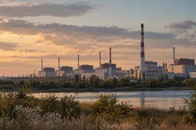Промышленная инфраструктура на окраине сельской местности